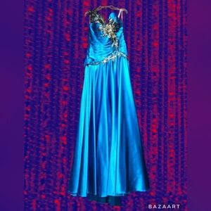 Tony Bowls Vintage Formal 🩵Size 8